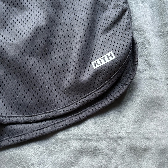 Kith Shorts - Picture 5 of 6